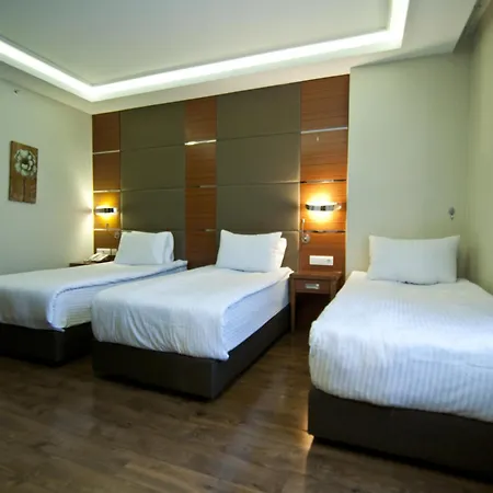 Glorious Hotel 4*
