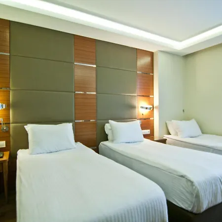 Glorious Hotel