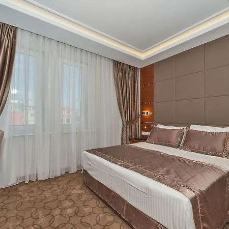 Hotel Glorious 4*